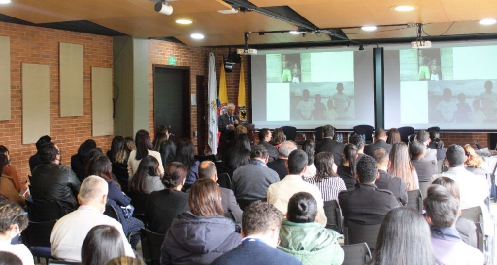 ASCUN, Uniminuto y la Fundación Lumina lanzaron el libro "Medición del impacto de las políticas de promoción de la equidad"
