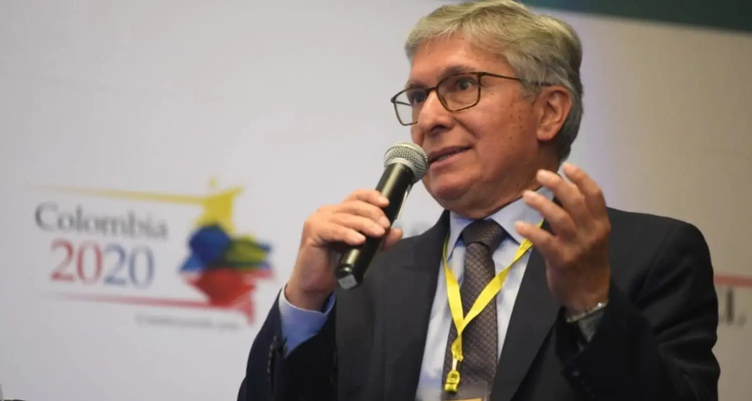 Profesor emérito UIS fue elegido presidente de la Academia Colombiana de Historia