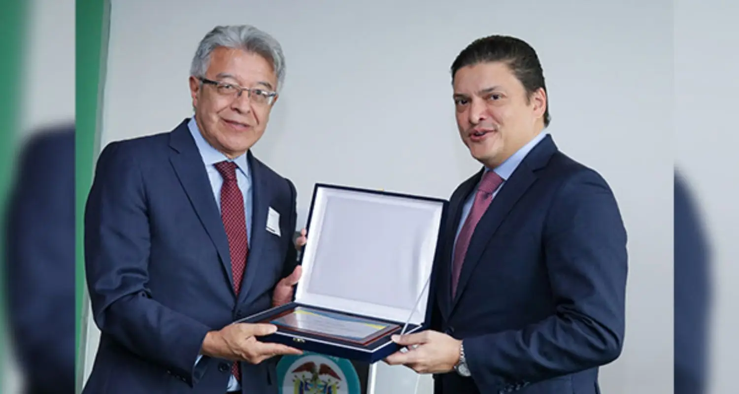 Reconocimiento por parte de Minciencias a Utadeo por su aporte a la investigación