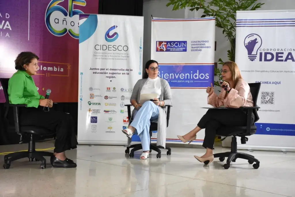 Lanzamiento de la primera cohorte del MOOC, realizado el 17 de mayo de 2023.