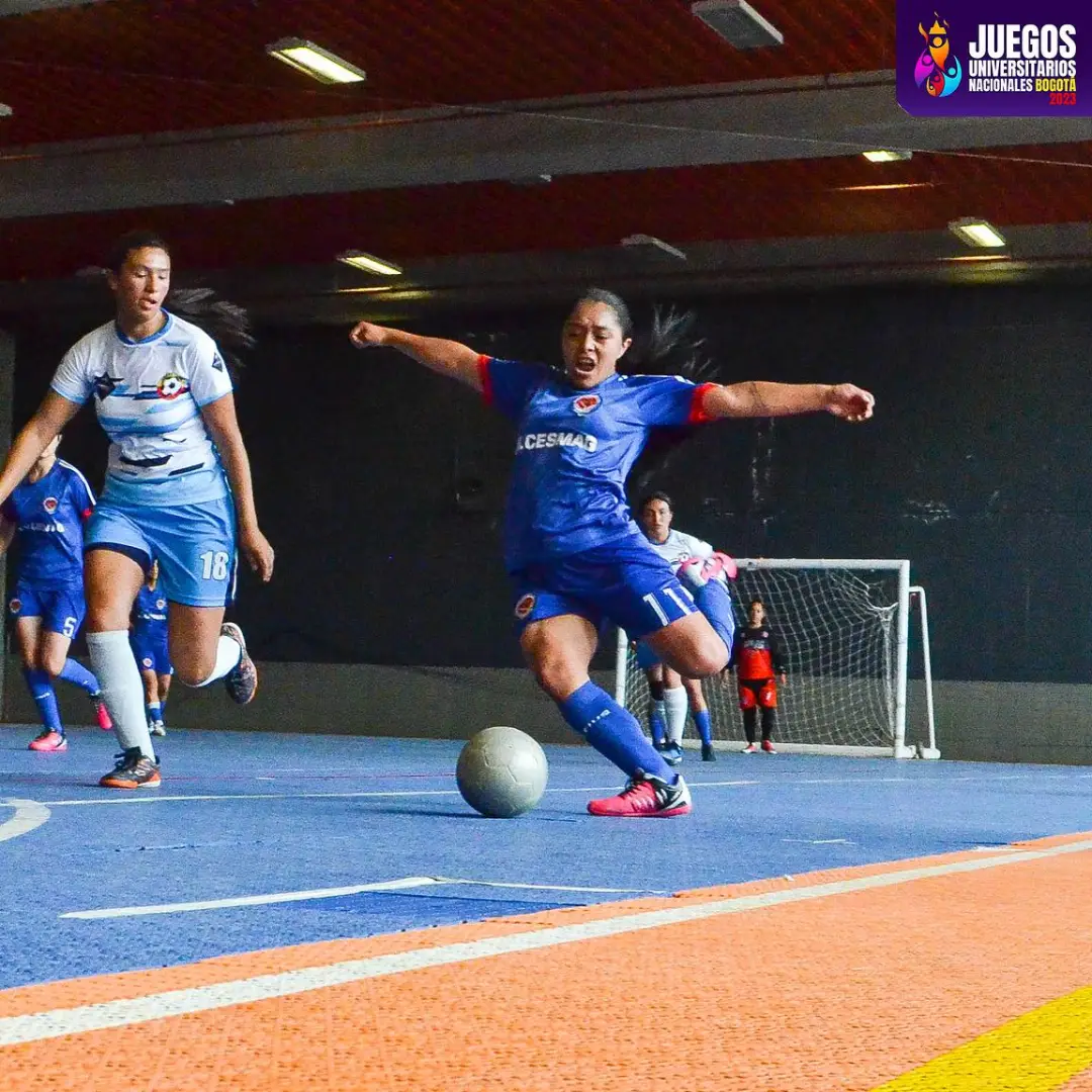 semifinales de fútbol masculino, futbol sala femenino y voleibol masculino