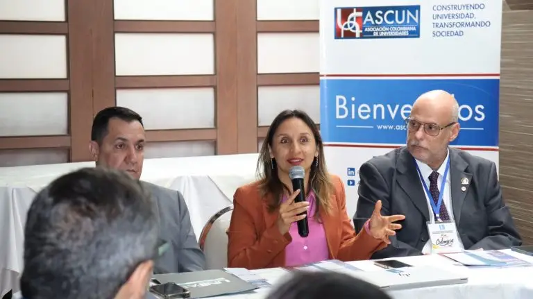 Encuentro de cooperación académica entre ASCUN y ABRUEM