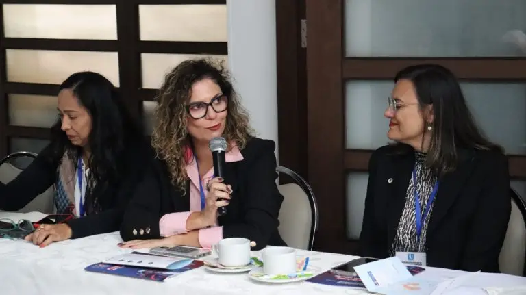 Encuentro de cooperación académica entre ASCUN y ABRUEM