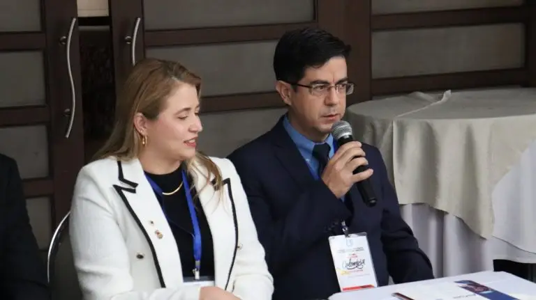 Encuentro de cooperación académica entre ASCUN y ABRUEM